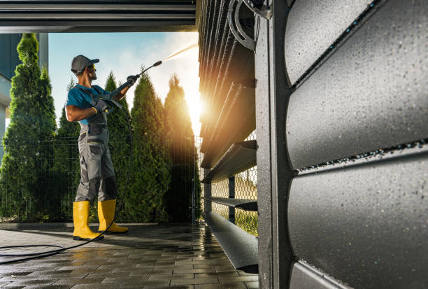 Best Pool Deck Cleaning  in Barrington Hls, IL